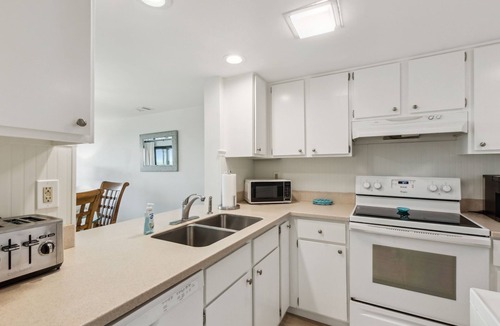 Amelia City Condo | Beautiful First Floor Condo- Amelia Surf and Racquet -Oceanfront