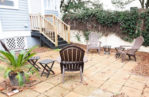 Historic Downtown Savannah House | Beautiful Forsyth Park Charmer - Amazing Location!