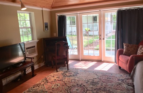 Miramar House | Beautiful guest house