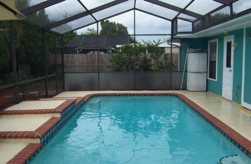 Sarasota House | Beautiful Home,4BR/2BR With HEATED POOL, Near Famous Siesta Key & Lido Key Beach