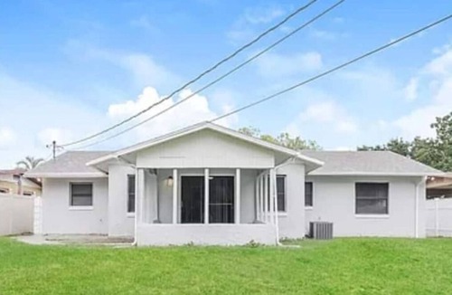 Malibu Groves House | Beautiful home close to Parks