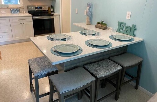 Englewood House | Beautiful Home,ON THE KEY🏝️ FreeBikes,BeachChairs,FirePit,Kayaks,Newly Renovated