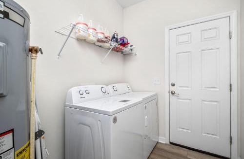 Gainesville House | Beautiful Home, Walk to UF, Newly built