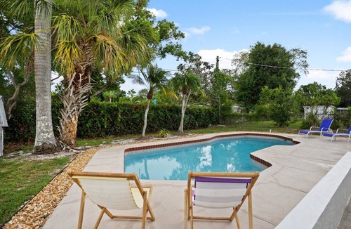 Gulf Gate Estates House | Beautiful home with heated pool, minutes away from Siesta key beach