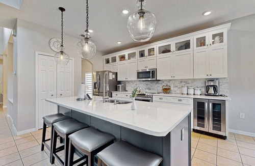 Highgate Park House | Beautiful home with private pool and space for the whole family