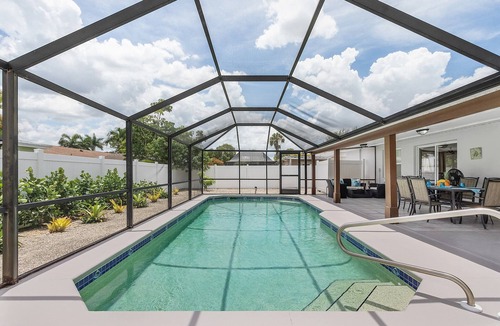 Central Naples House | Beautiful house w/Private Heated Pool, minutes from beaches, golf & shopping