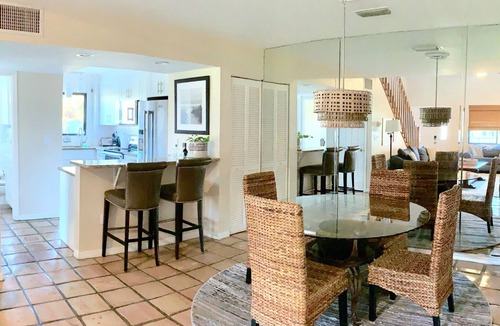 Bella Vista Condo | Beautiful Jupiter 3/2.5 + Loft Condo only steps from the beach on Carlin Park!
