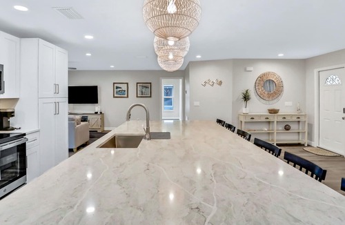 Kings Lake House | Beautiful lake-view home with screened lanai, private pool & W/D