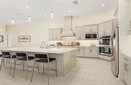 Naples House | Beautiful large home with pool and spa, minutes from Marco Island and 5th Ave