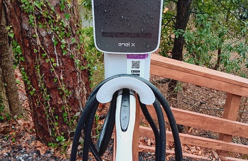 St. Elmo Improvement League Apartment | Beautiful Lookout Mountain view in Chattanooga/ev charger/SAUNA/Hot Tub
