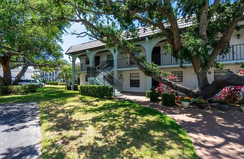 Englewood Condo | Beautiful Marina View Condo