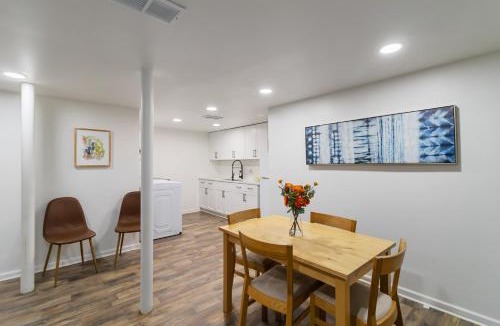 Home Park Apartment | Beautiful Midtown home-sleeps 13