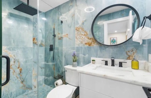 Lighthouse Point House | Beautiful Modern Renovated Family Oasis With Pool
