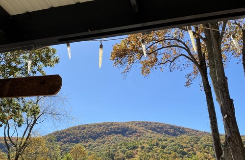 Gerton Ski Chalet | Beautiful mountain home near Asheville, Lake Lure and Chimney Rock area