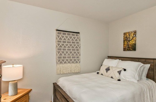 Mountain Air Condo | Beautiful Mountain Views~Comfortable and Stylish Home~