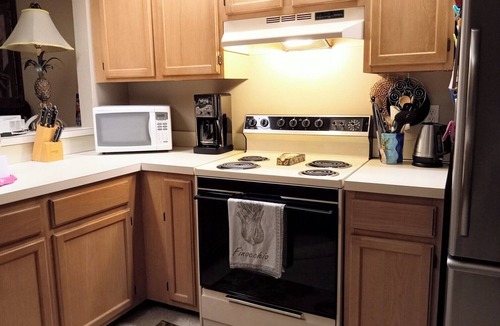 Crown Pointe Condo | BEAUTIFUL NAPLES GETAWAY - PEACEFUL & QUIET