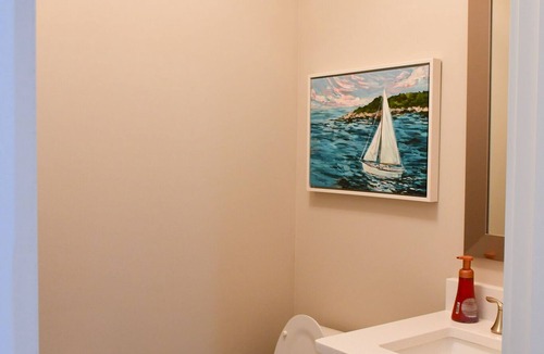 Gainesville House | Beautiful New Build Professionally decorated, New dock, private Cove