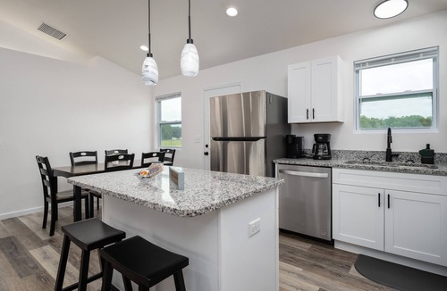 High Springs House | Beautiful New House on 5 Acres close to springs
