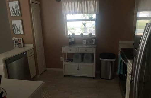North Port House | Beautiful newly decorated and furnished private home. Fits any personality!