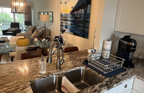 Moorings Condo | Beautiful, newly renovated condo near the beach!