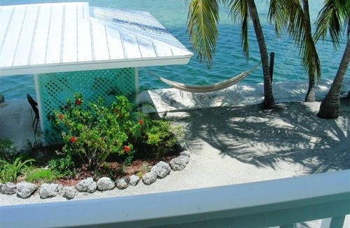 Sugarloaf Key House | Beautiful POOL3/2 Sleeps 8. ALL ROOMS Waterfront