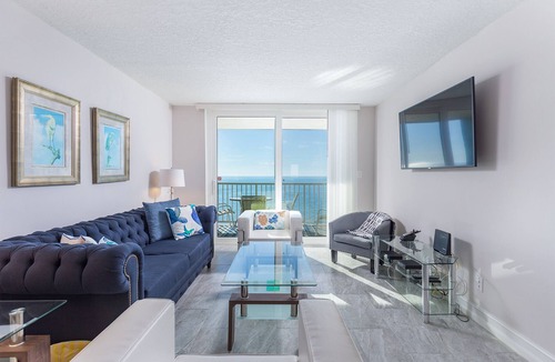 Indian Shores Condo | Beautiful Premium Gulf Side Condo