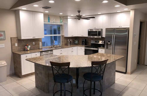 Caloosahatchee House | Beautiful Relaxing Tropical Vacation Home - Veteran Owned