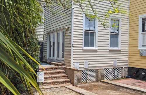 Cannonborough Elliotborough House | Beautiful Renovated Apartment Near King Street