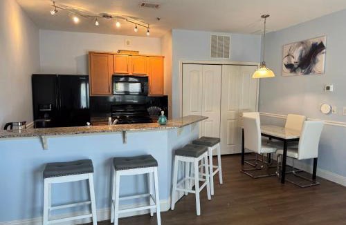 Panama City Beach Apartment | Beautiful Resort Condo Panama City Beach King Bed