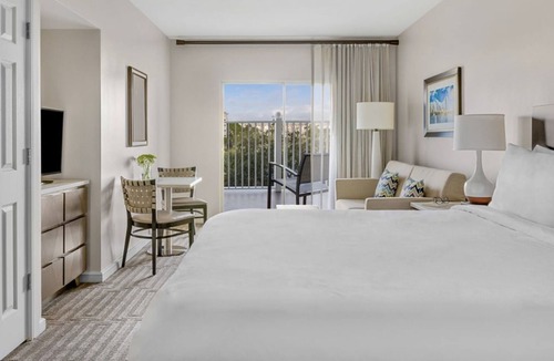 Williamsburg Resort | Beautiful resort guest room - sleeps four - NEW VERY REDUCED rate till 1/2/24