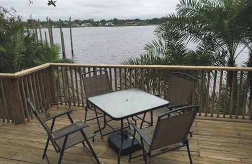 Roseland Cottage | Beautiful Riverfront Cottage w/boat dock - 15 mins from beach - Sept Savings!