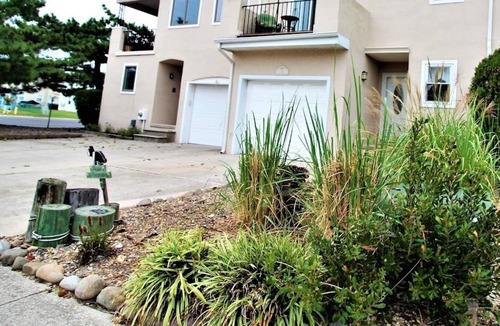 Southend House | Beautiful South end pet friendly home