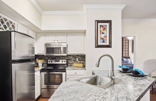 Orlando Apartment | Beautiful Studio apartment (418690) by Houzlet