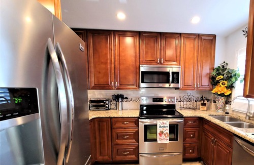 Apollo Beach Condo | Beautiful Sunsets! One level living w/some handicap grabrails