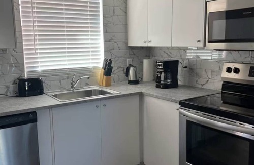 Truckland House | Beautiful Townhome Near Sanibel