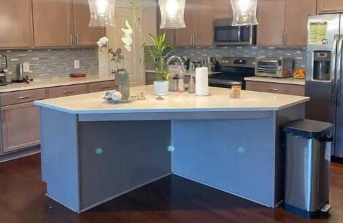 Fairburn House | Beautiful townhome near airport