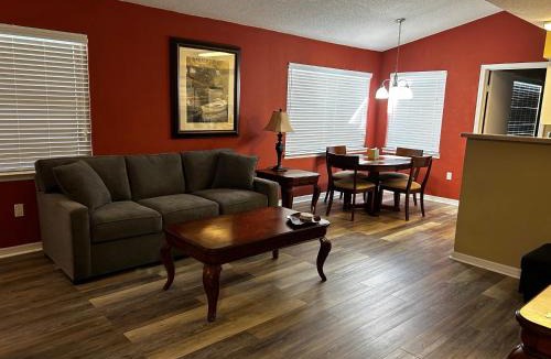 Villas Apartment | Beautiful two master bedroom condo in Fort Myers, Venetian Palms condominium
