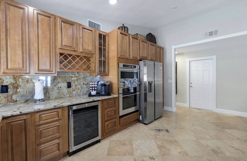 Naples Park House | Beautiful Updated Home w/heated pool/spa - 5 min from the beach