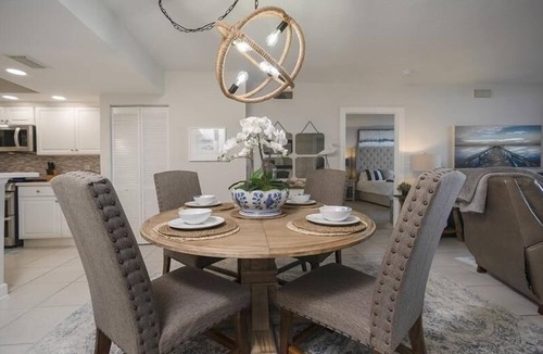 Daytona Beach Shores Apartment | Beautiful 3/3 Direct Oceanfront at Twin Towers - Unit 1703 - Gorgeous Views