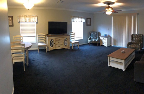 Shore Acres House | Beautiful Vacation Rental Sleeps 4-6