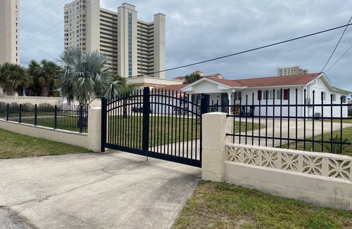 Carter Norwood House | Beautiful vacation home - just 2-Minute Walk to World-Famous Daytona Beach