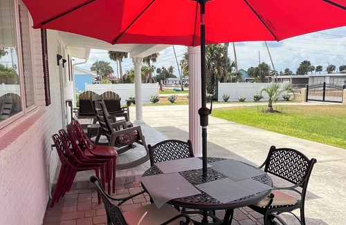 Carter Norwood House | Beautiful vacation home - just 2-Minute Walk to World-Famous Daytona Beach