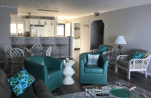 Punta Rassa Condo | Beautiful Views Just Steps to the gulf!