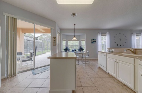 Watersong House | Beautiful villa on Watersong overlooking conservation area. 20 mins from Disney!