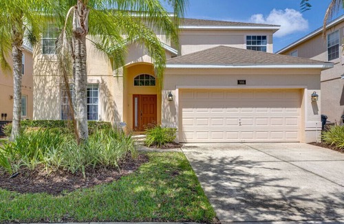Watersong House | Beautiful villa on Watersong overlooking conservation area. 20 mins from Disney!