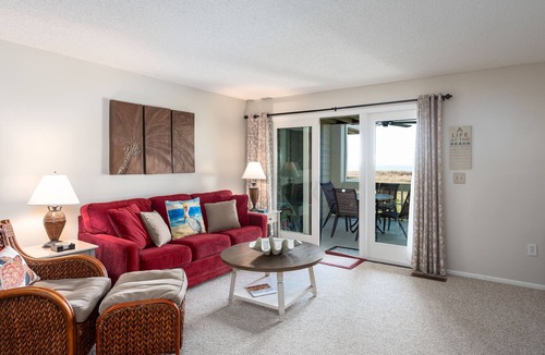 Seabrook Island House | Beautiful Water Views! Walk to Pools, Beach! Sunsets! Pet Friendly-1 dog! Amenity Access included!