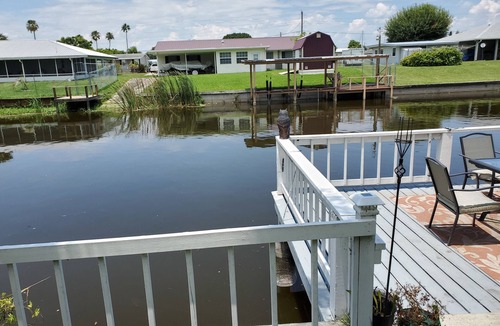 Taylor Creek House | Beautiful waterfront vacation home with canal access to Lake Okeechobee