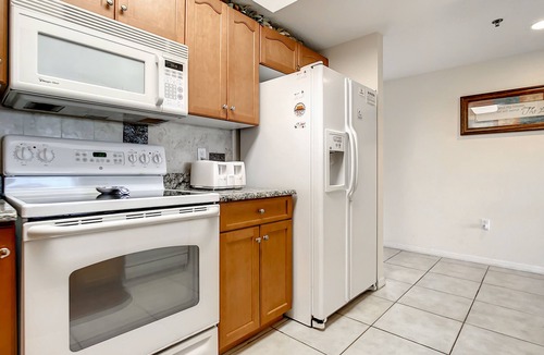 New Smyrna Beach Condo | Beautifully appointed Condo with Gorgeous Estuary Views. OW10-305