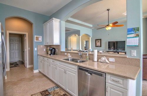 Gateway House | Beautifully Furnished Single Family Pool Home with Lake View in Gateway