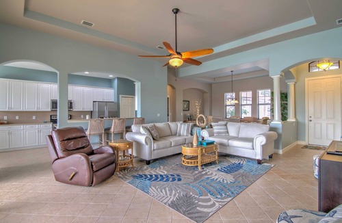 Gateway House | Beautifully Furnished Single Family Pool Home with Lake View in Gateway